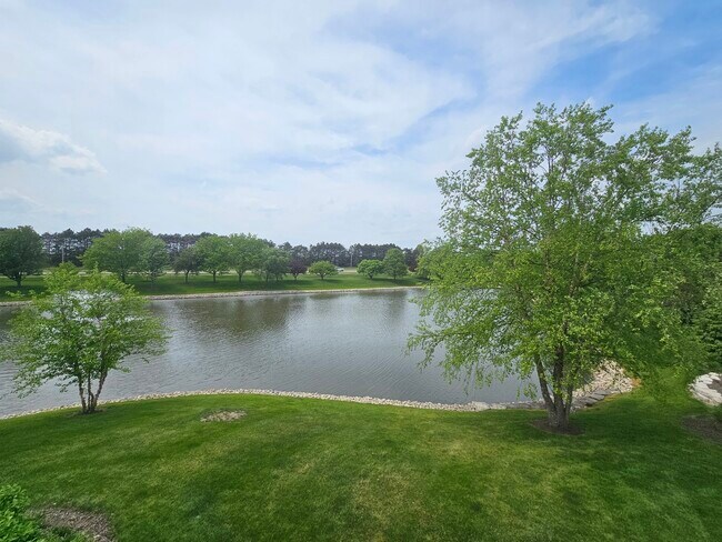 Building Photo - 2503 Sheehan Dr