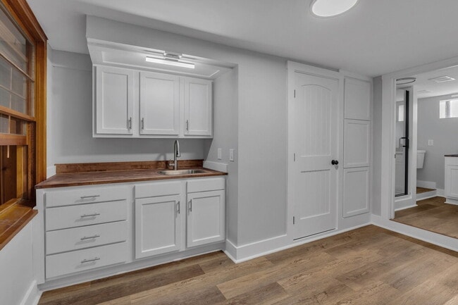 Building Photo - 314 Woodberry Dr