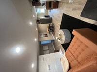 Building Photo - 510 S Carroll Ave