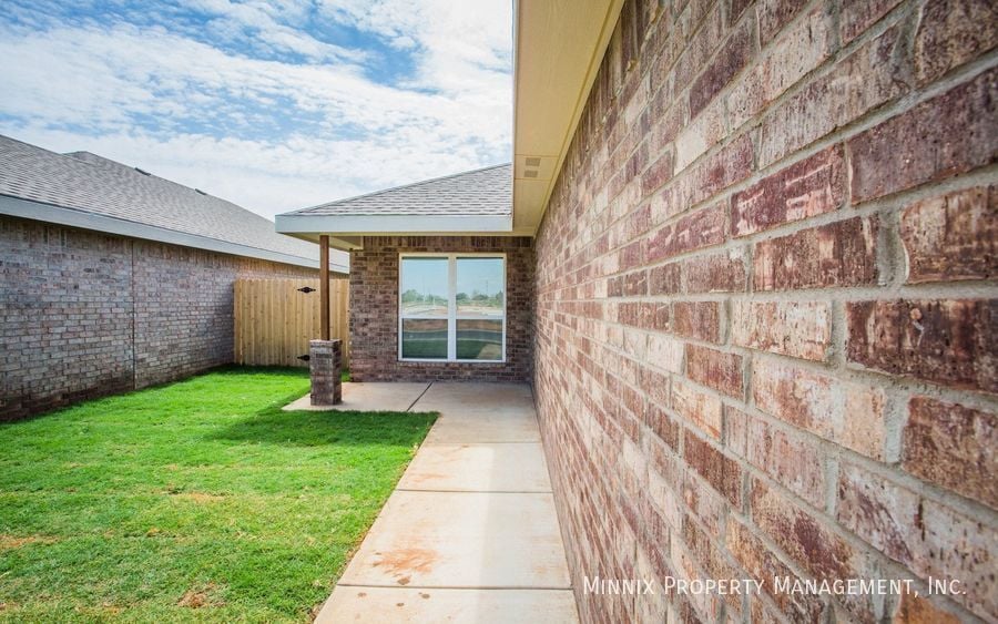 Building Photo - 8623 10th St