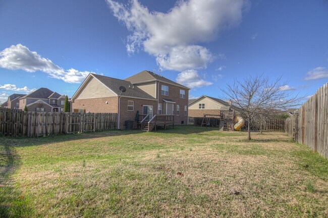 Building Photo - 2298 Dewey Dr