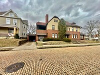 Building Photo - 1939 Crafton Blvd