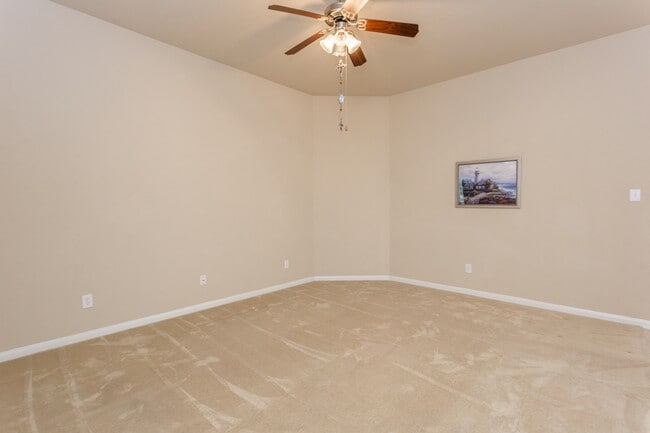 Building Photo - 14714 Salamanca Ct