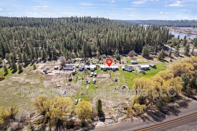 Building Photo - 9322 Cheney Spokane Rd