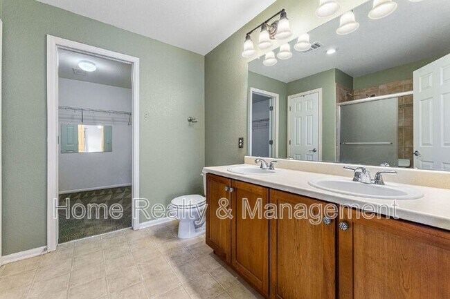 Building Photo - 6380 E 139th Ave