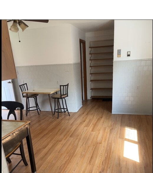 Apt 1B Hallway - 3435 Dawson St