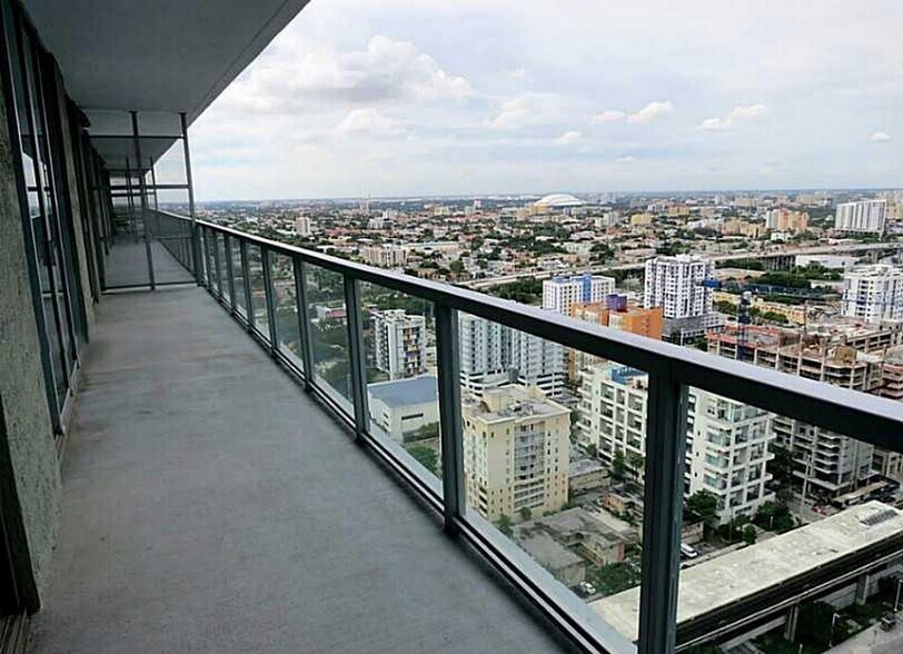 Building Photo - 79 SW 12th St