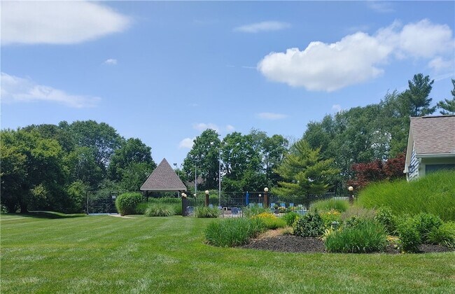 Building Photo - 6620 Green Branch Dr