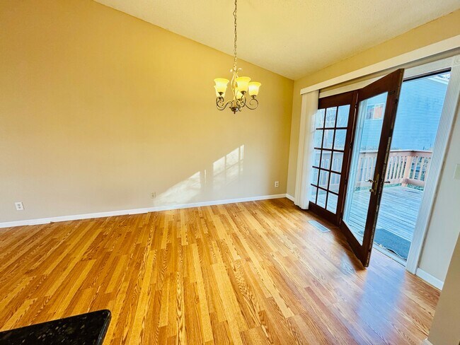 Building Photo - 3684 Falcon Way