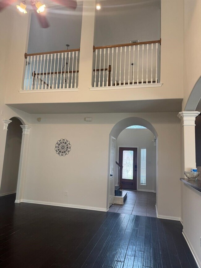 Building Photo - 7519 Chathan Glen Ln