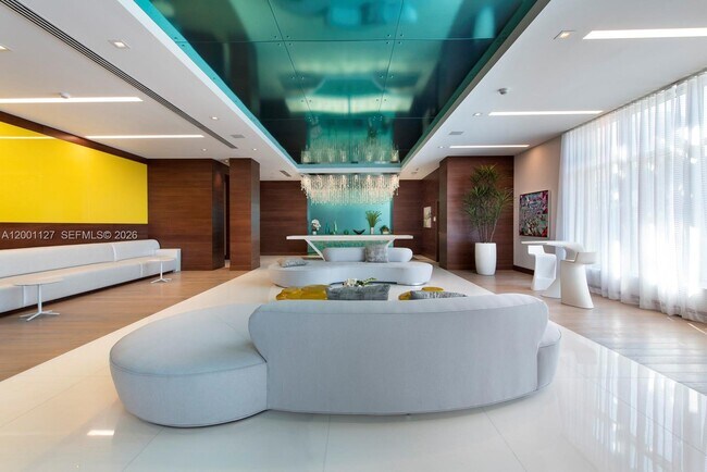 Building Photo - 300 Sunny Isles Blvd