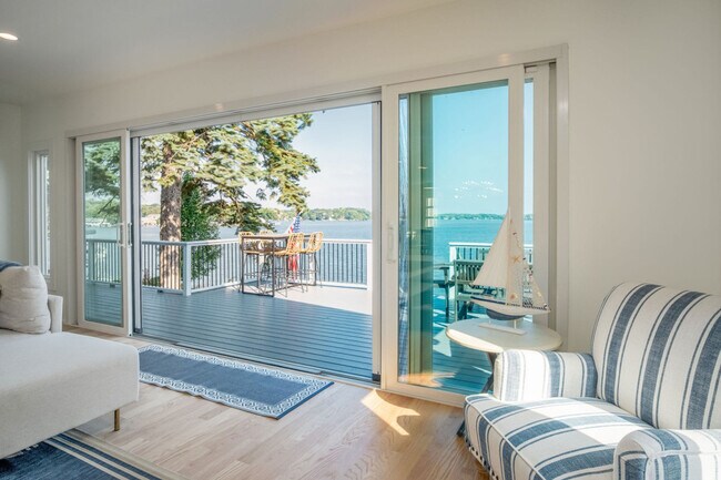 Building Photo - 184 Grand Ave