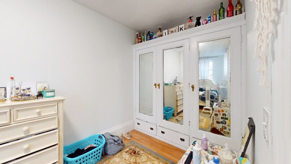 Building Photo - 482 Beacon St