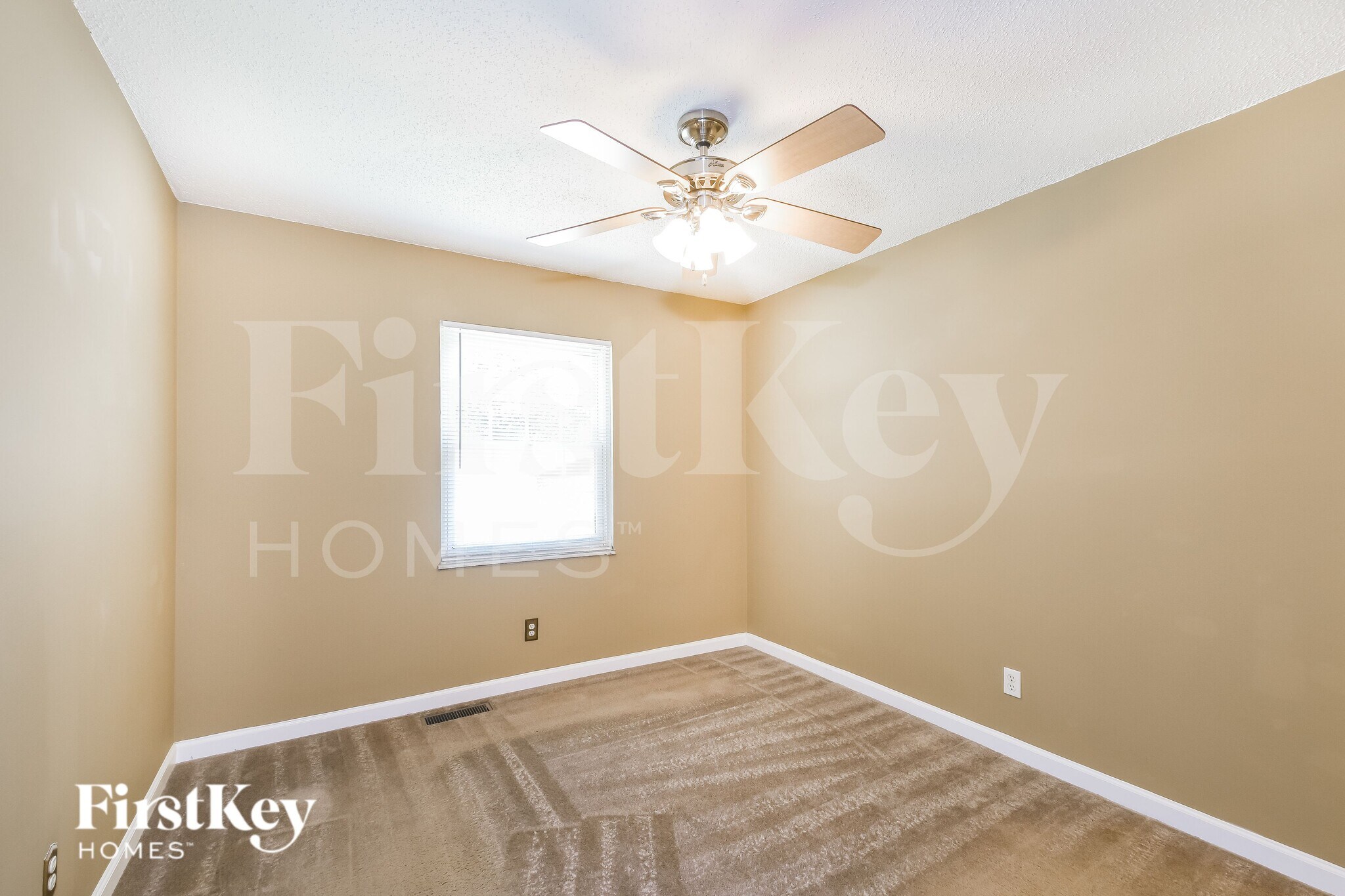 Building Photo - 6780 Lesli Mari Ct