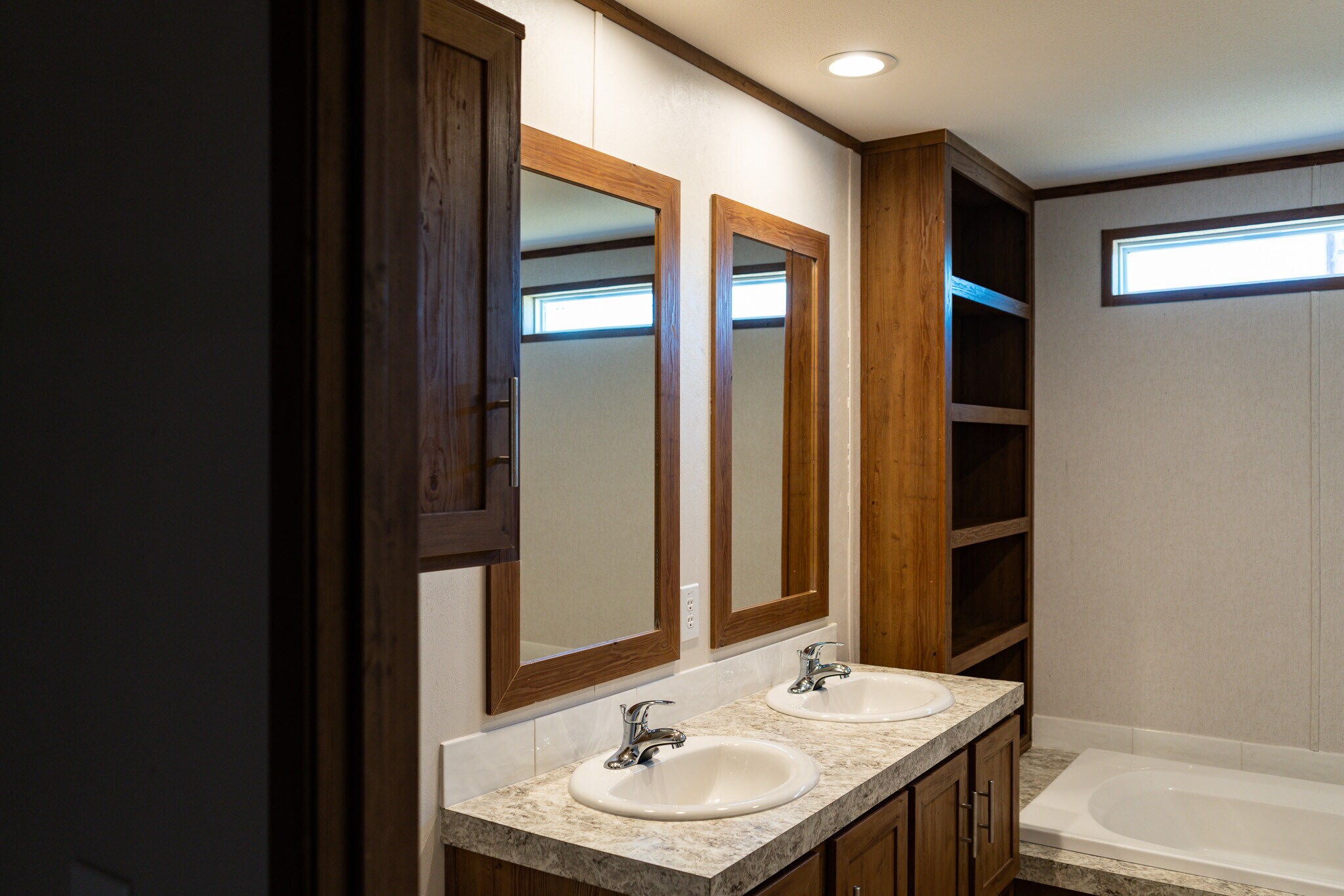 Building Photo - 132 Ponderosa Way