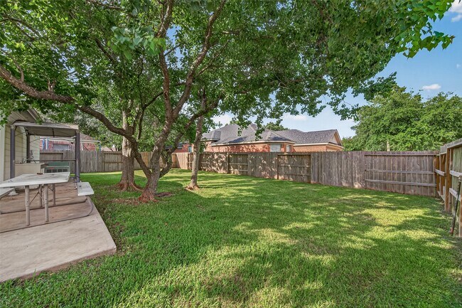 Building Photo - 14402 Barker Pelican Ct