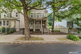 Building Photo - 653 Winchester Ave