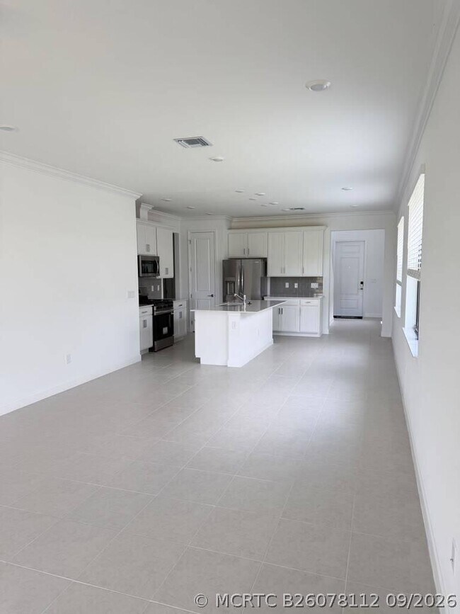 Building Photo - 10676 NW Wilgrove Lane