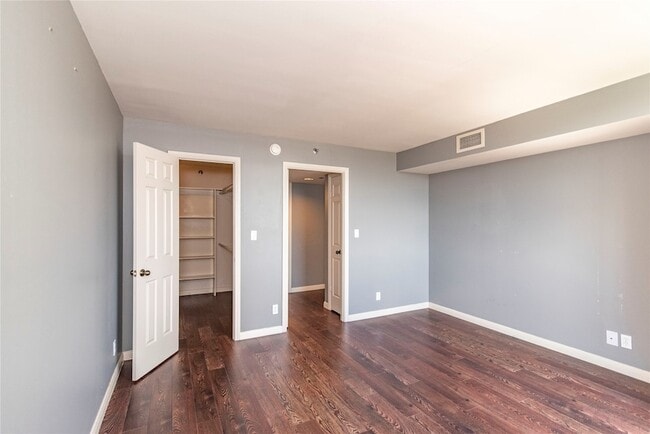 Building Photo - 3525 Sage Rd