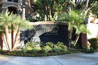 Building Photo - 30902 Club House Dr