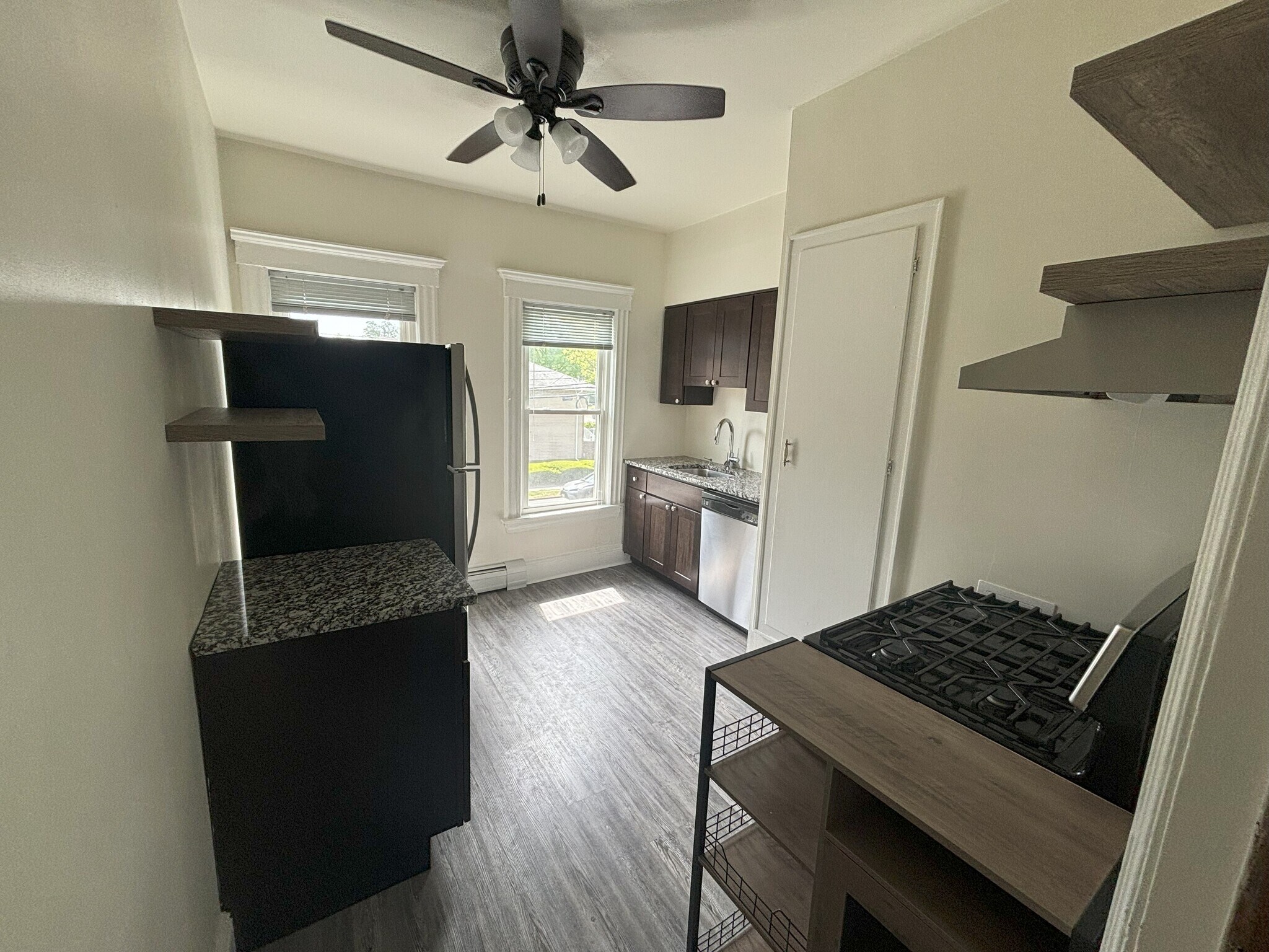 Kitchen - 90 Union Ave