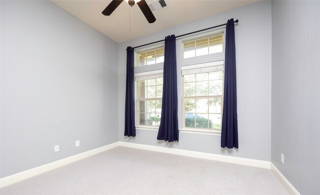 Building Photo - 6743 Honeycrest Lane