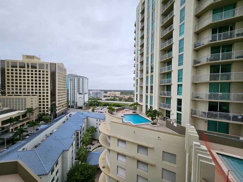 Building Photo - 9055 SW 73rd Ct