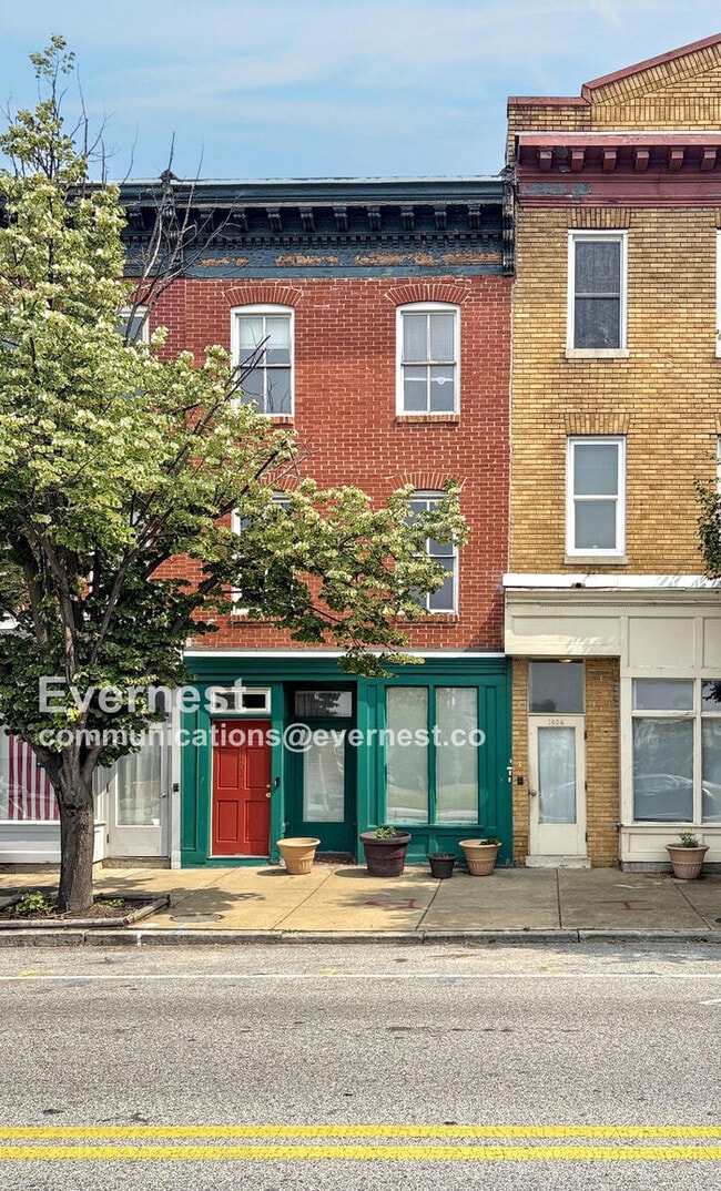 Building Photo - 1402 E Baltimore St