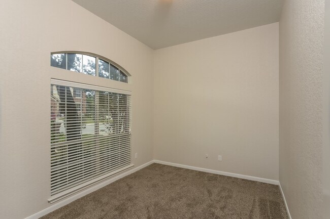 Building Photo - 4807 Barboli St