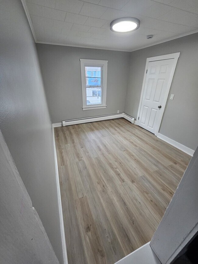 Building Photo - 101-103 Culvert St, Torrington