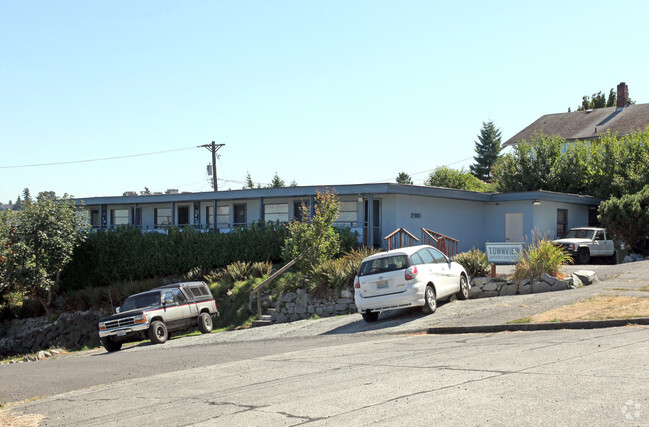 Primary Photo - Townview Apartments