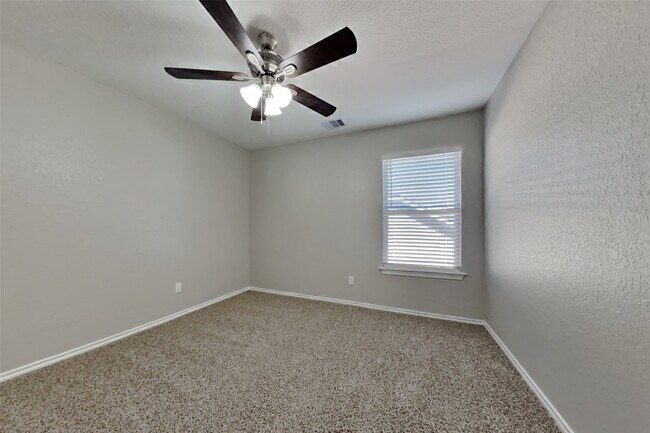 Building Photo - 22003 Avonglen Ln