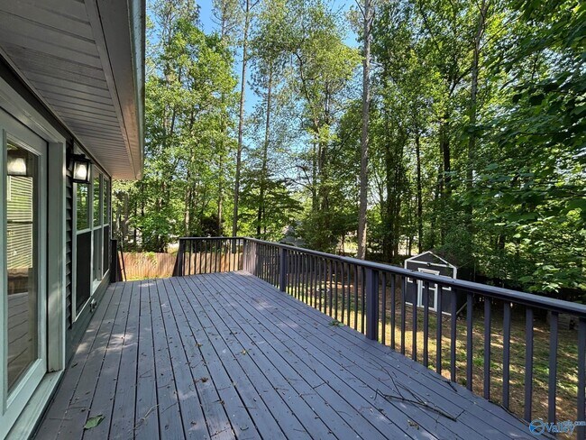 Building Photo - 245 Pine Ridge Rd