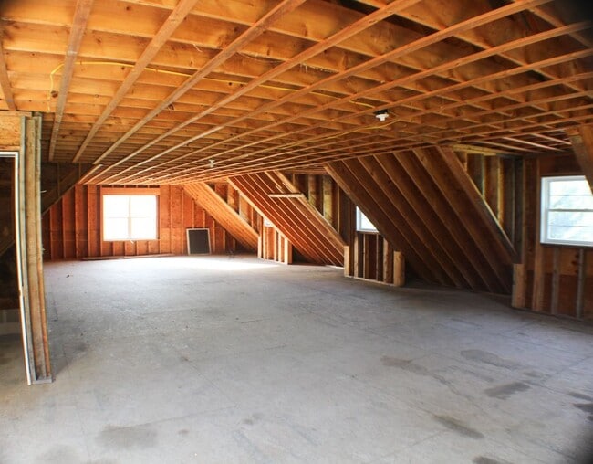 Building Photo - 53 Carpenter