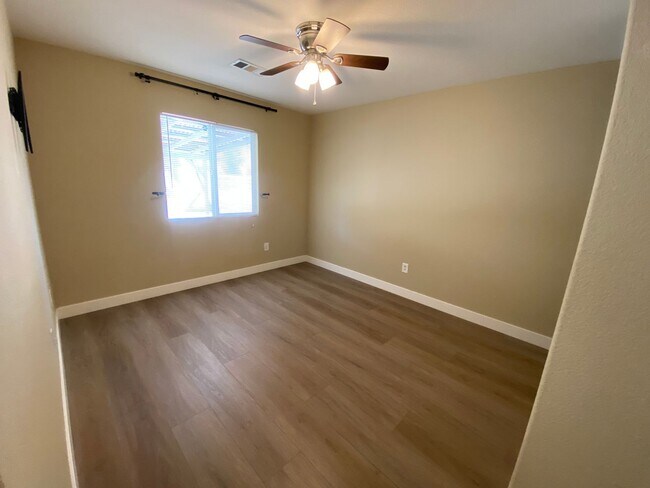 Building Photo - 36645 Quito Way
