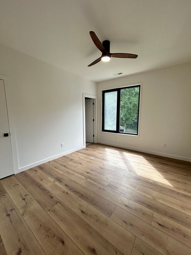 Building Photo - Beautiful New Build 3 Bed, 2.5 Bath, Home in Hixson!