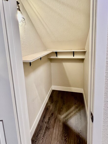 downstairs closet/grow room - 1703 Quiver Ct