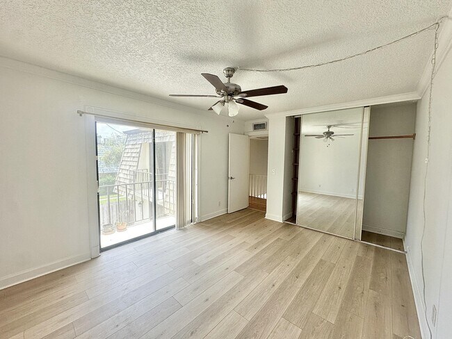 Building Photo - 173 Lake Arbor Dr