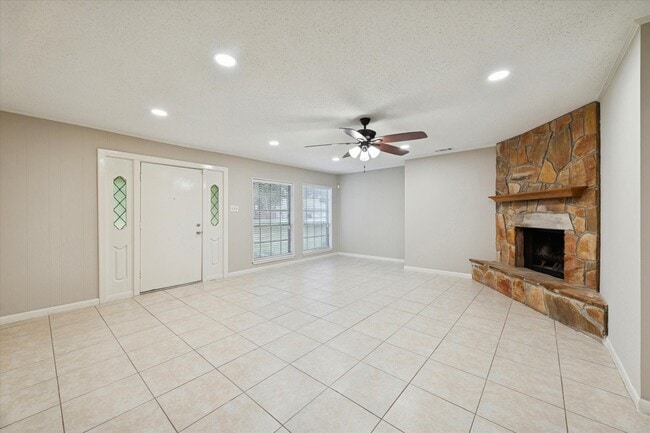 Building Photo - 14722 Brown Rd