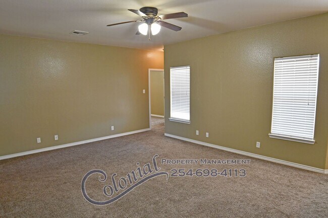 Building Photo - AVAILABLE SOON!