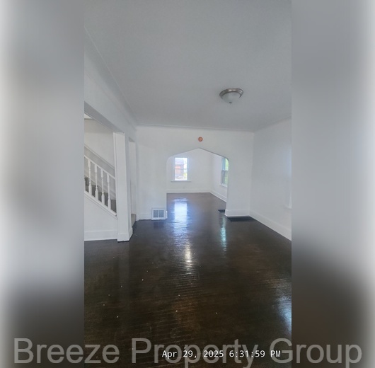 Building Photo - 56 E Pearl St