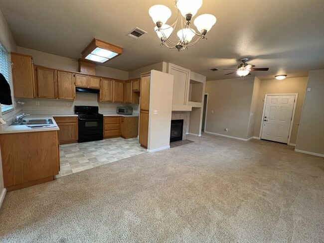 Building Photo - 2129 Brent Dr