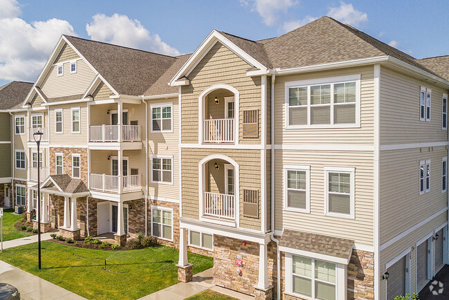 Building Photo - The Landings at Meadowood Apartment Homes