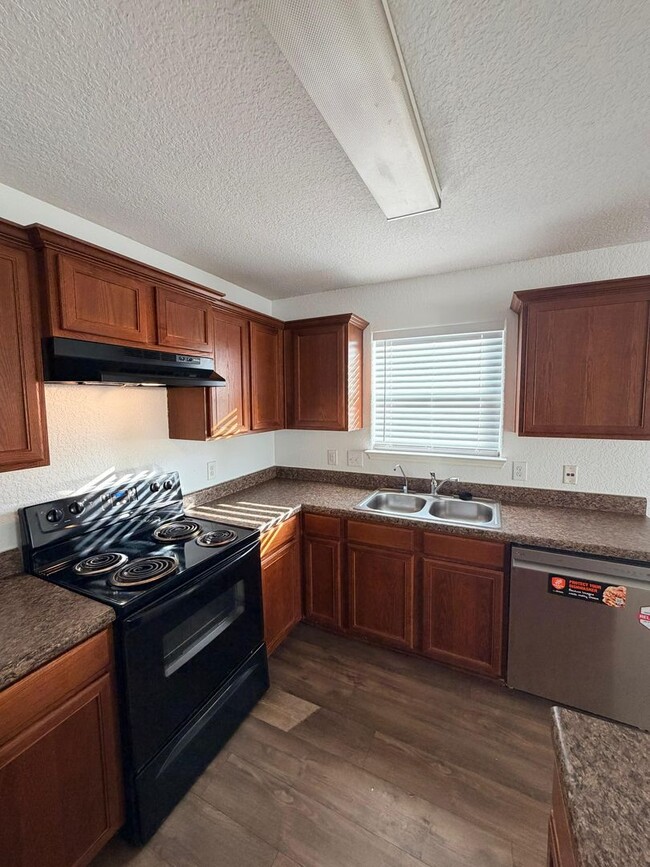 Building Photo - 5651 Forest Canyon