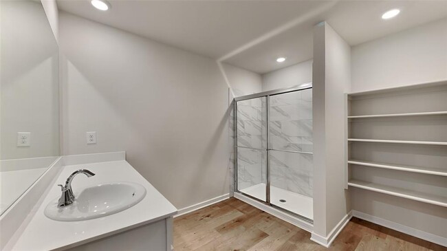 Building Photo - 2901 Firefly Dr