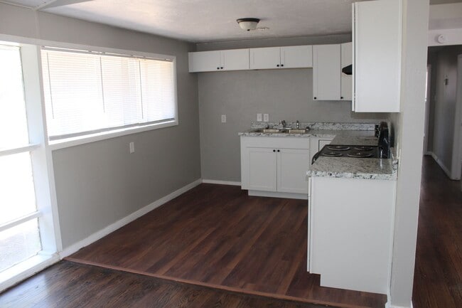 Building Photo - In the Heart of Midwest City *PROMO FIRST FULL MONTH FREE!!