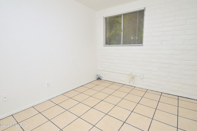 Building Photo - 6722 E 45th St