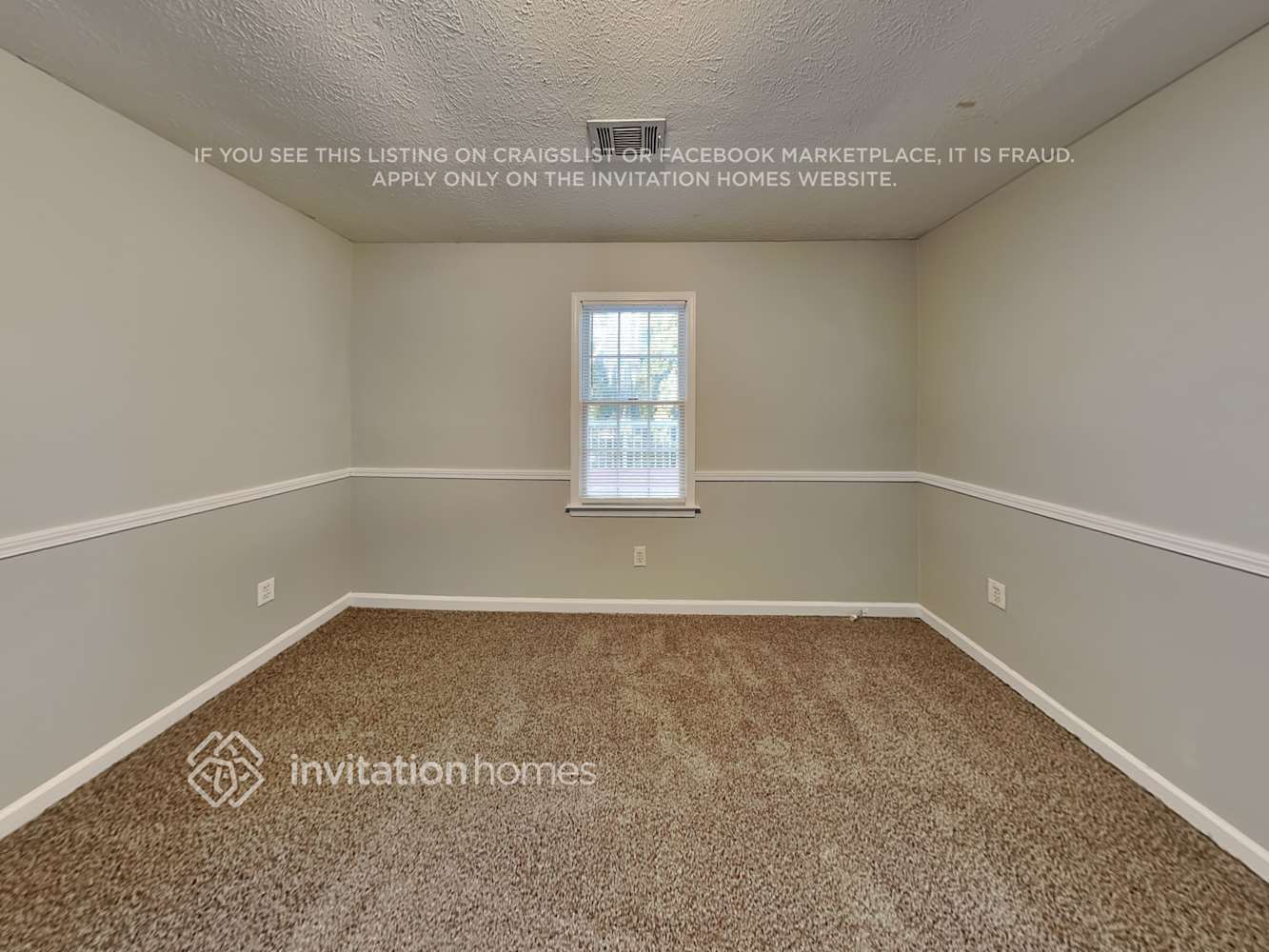 Building Photo - 450 Leigh Kay Dr