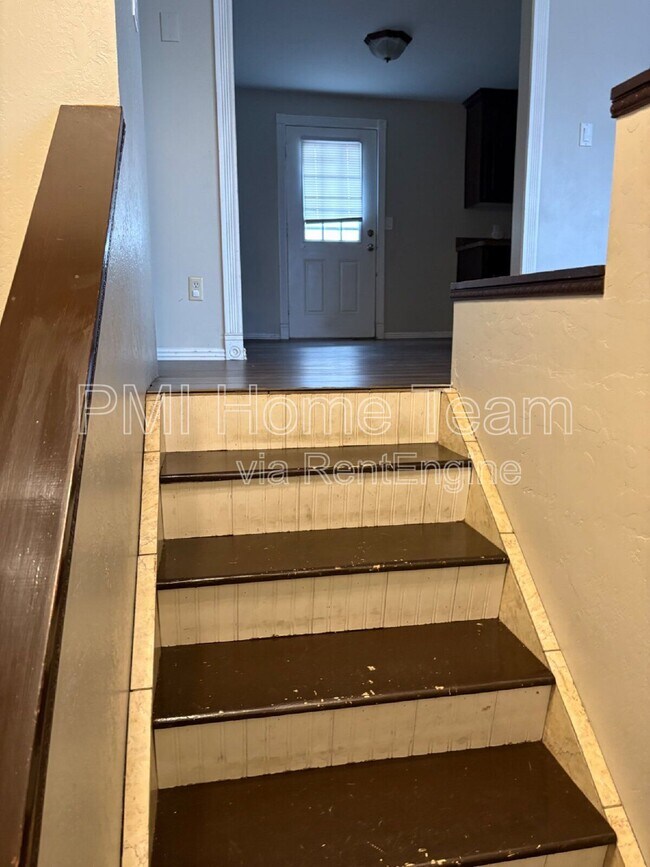 Building Photo - 463 W 2300 S
