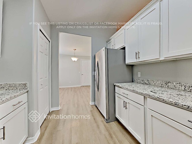 Building Photo - 3967 Montesino Dr